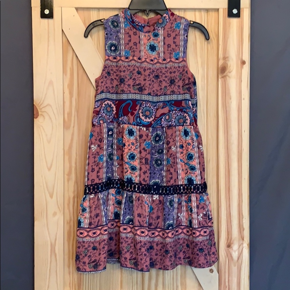 Sleeveless tiered babydoll dress